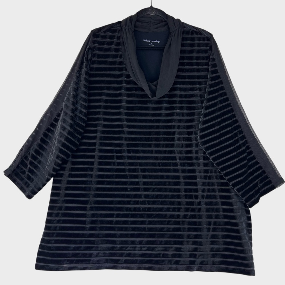 SOFT SURROUNDINGS Meri Velvet Burnout Tunic Size 2X Cowl Neck Black Stretchy Top